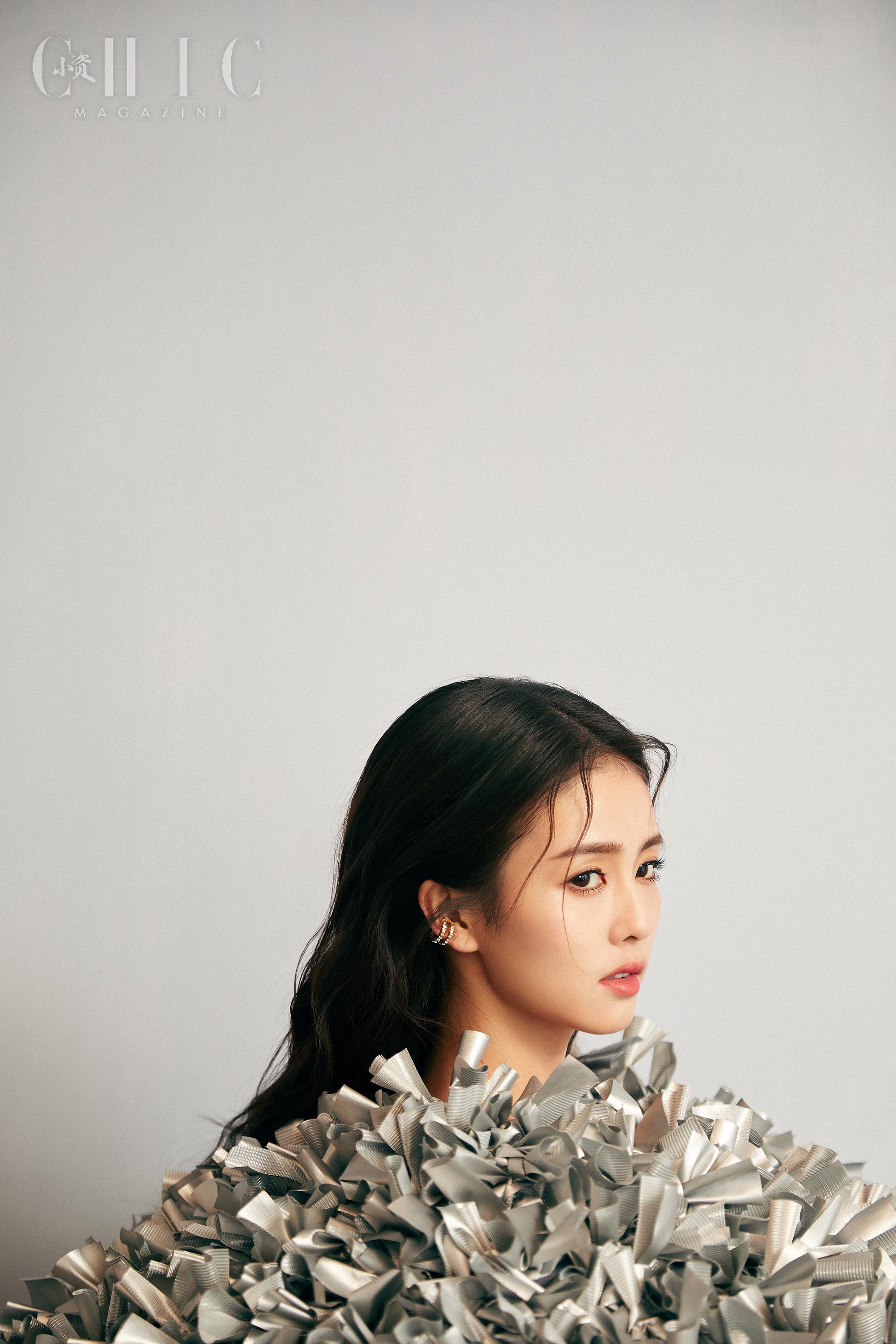 欢娱影视演员白鹿my小资chic封面大片今日公开