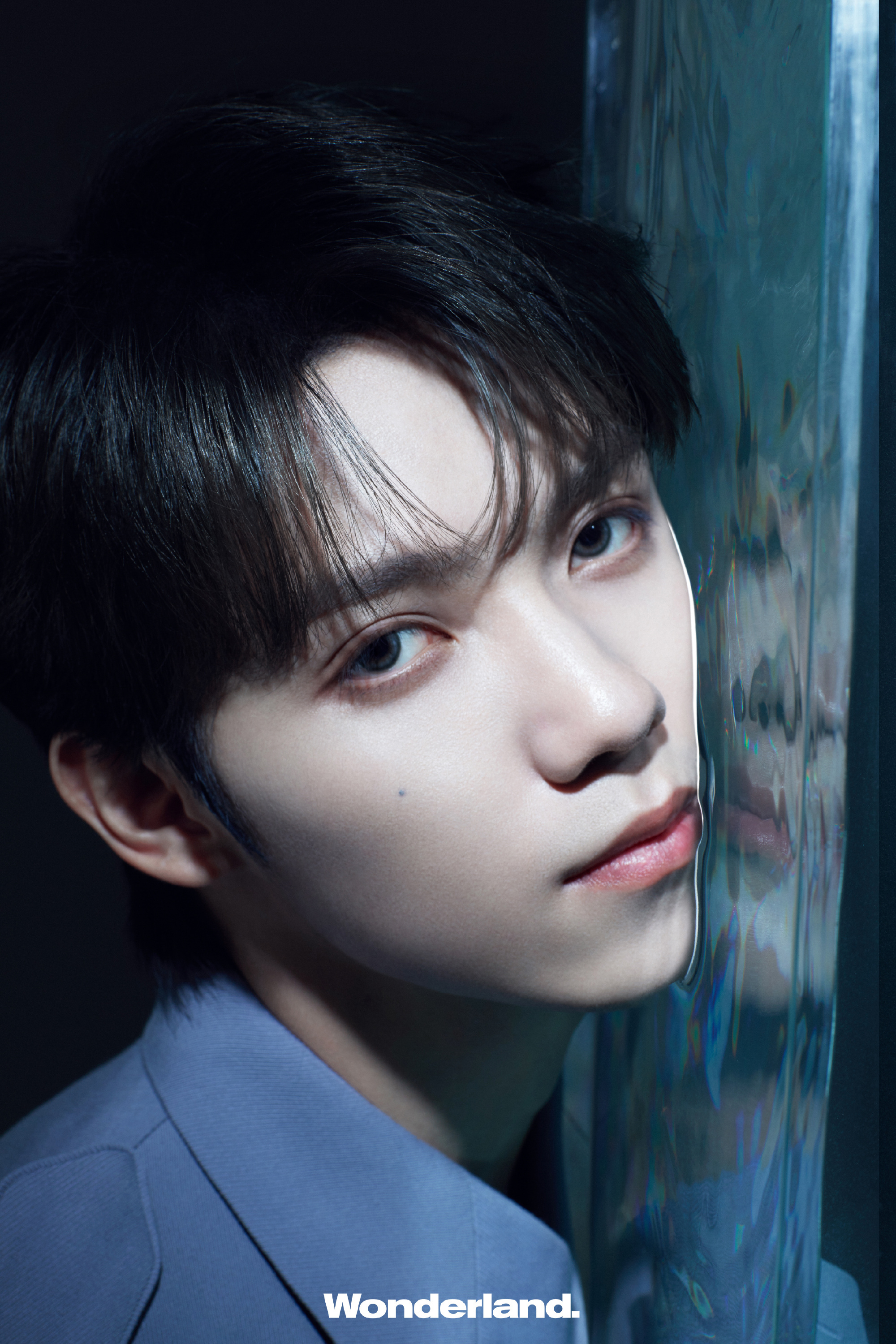 罗一舟wonderland中文版封面预告