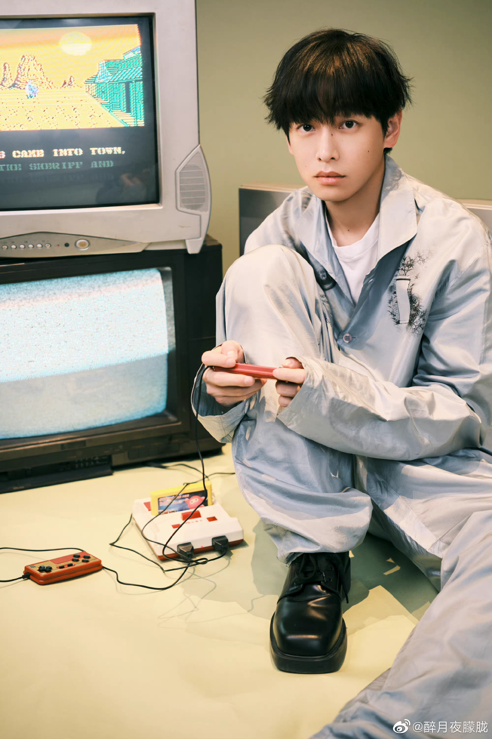 彭昱畅这呆萌干净的眼神,哪里像是28岁,分明就是18岁的大男孩