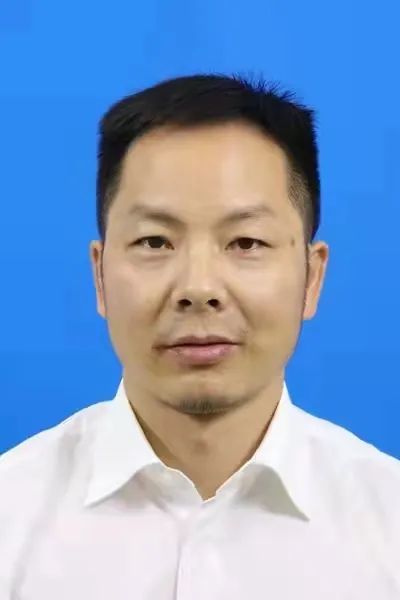 (南京交通技师学院汽车工程学院教授 宋云波)"48伏