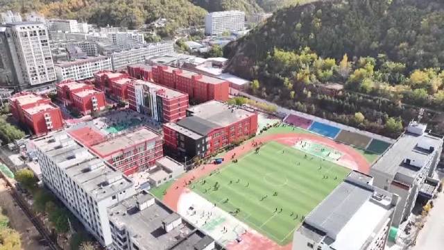 子长新闻秀延初级中学喜迎三八趣味浓巾帼运动展风采