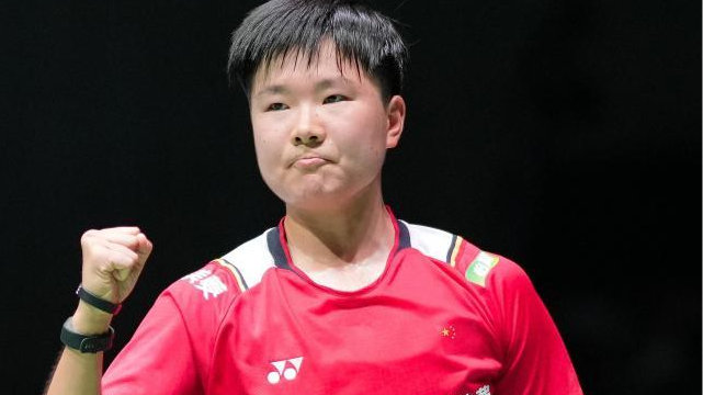 何冰娇两连胜戴资颖,总决赛2-0横扫获开门红,凡尘赢下女双德比|戴资颖|何冰娇|女双_新浪新闻