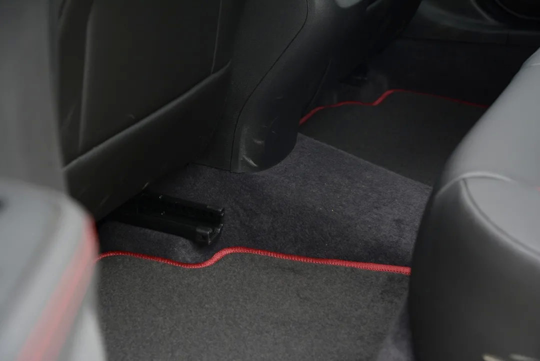 市面上门槛最低的合资48V，试驾科鲁泽RS 轻混车型