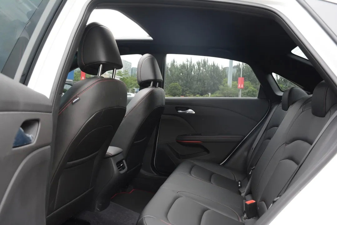 市面上门槛最低的合资48V，试驾科鲁泽RS 轻混车型