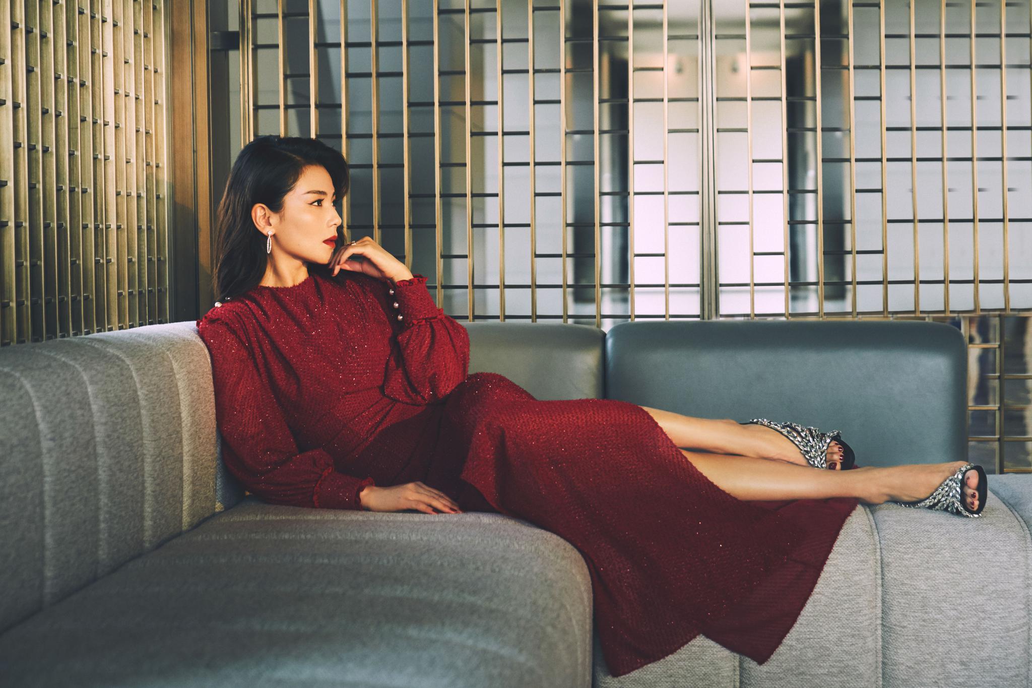 刘涛tamia 这身红色长裙太美了 干净大气