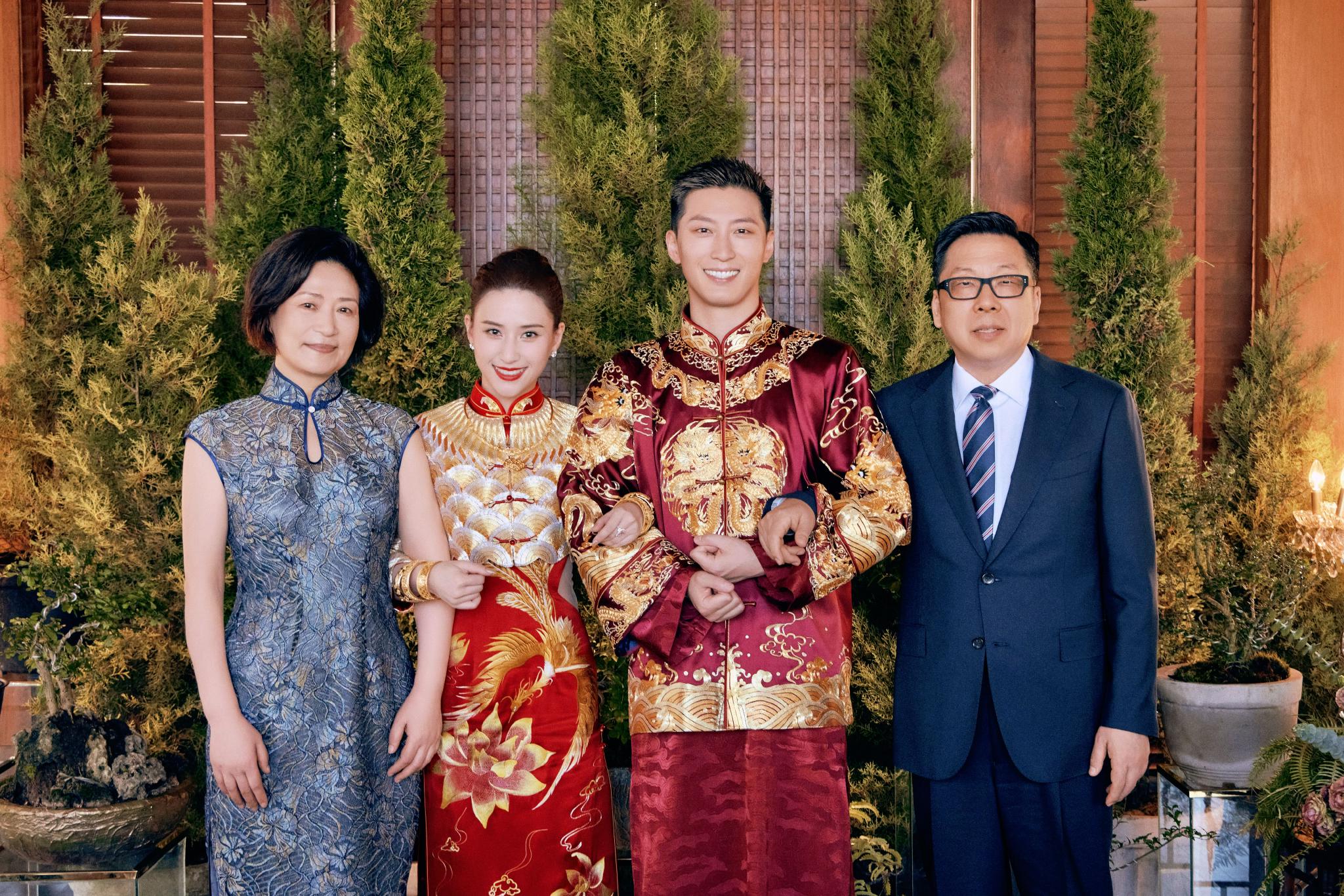 婚礼现场图释出～ 中式旗袍婚服好惊艳！