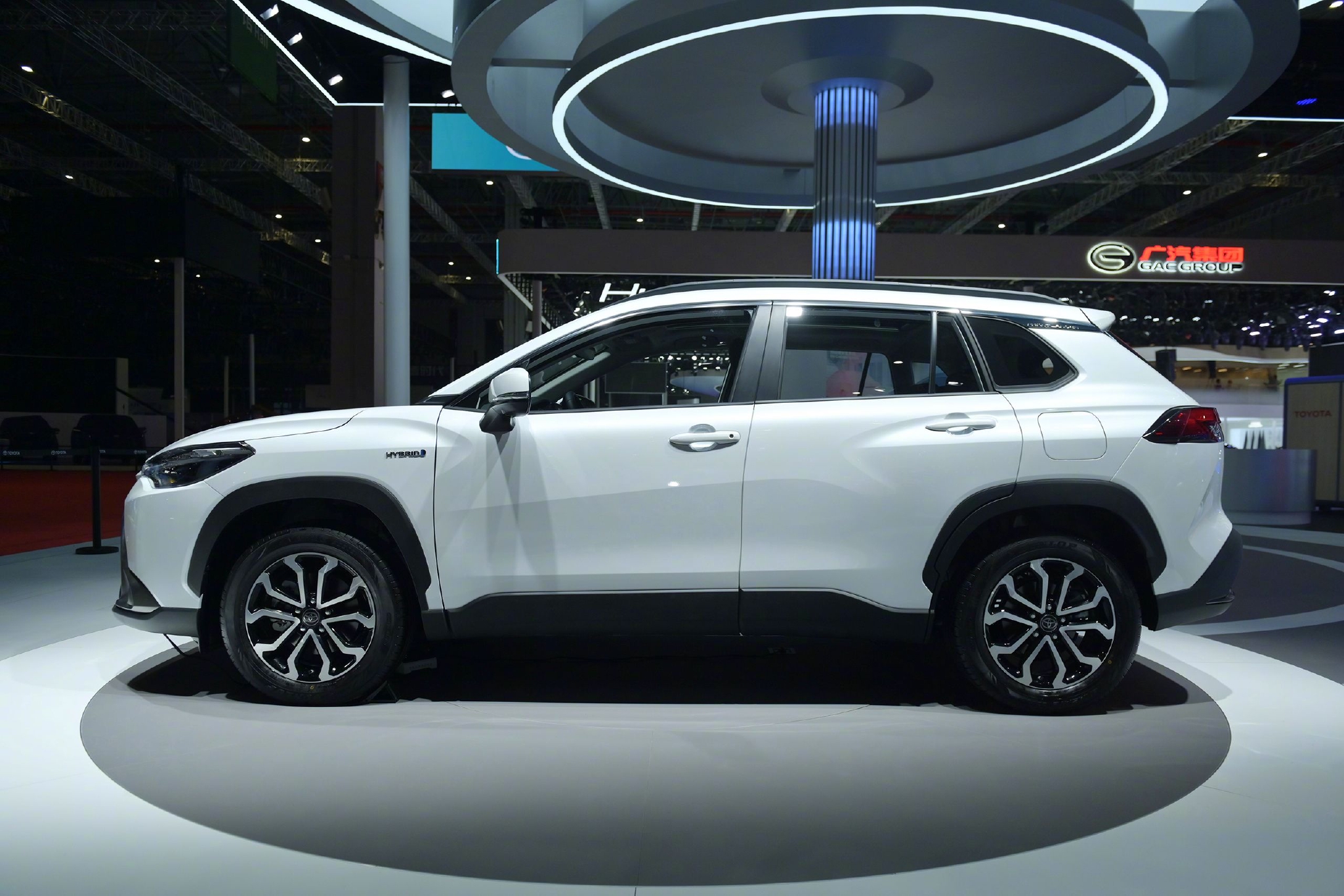 广汽丰田锋兰达智能电混双擎正式上市……-新浪汽车