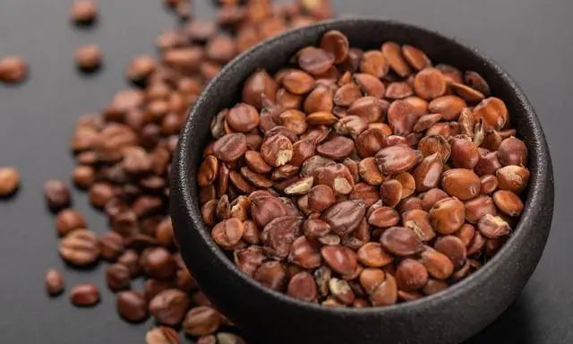 晚上11点后睡觉的人，要警惕这1件事，尤其是秋天！休闲区蓝鸢梦想 - Www.slyday.coM