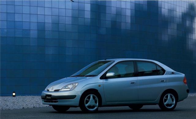 丰田混动 e-four电子四驱,20万级混动suv标杆威兰达