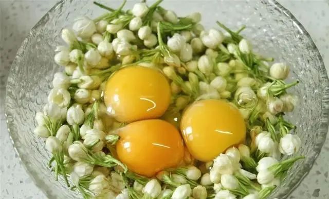 晚上11点后睡觉的人，要警惕这1件事，尤其是秋天！休闲区蓝鸢梦想 - Www.slyday.coM