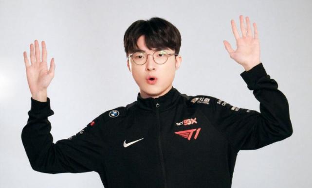 skt方面确定了,faker新赛季不再担任首发,将往综艺方面发展|李哥|综艺