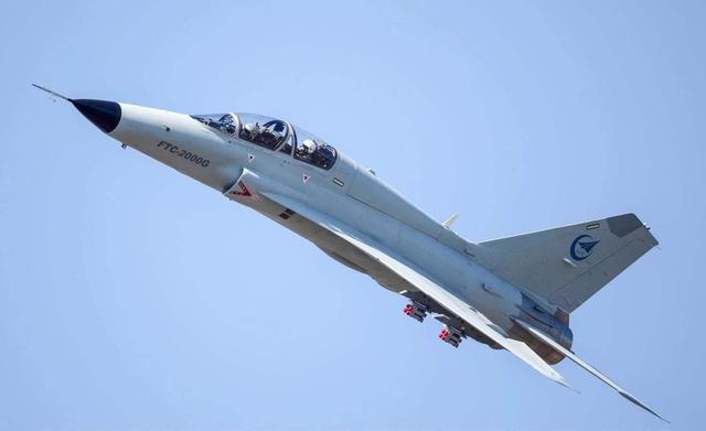 最强歼-7改型成功出口柬埔寨:二代机的成本,接近三代机的性能