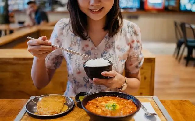 脾胃最喜欢的4种食物：秋天容易气血虚的人，照着吃就对了！休闲区蓝鸢梦想 - Www.slyday.coM