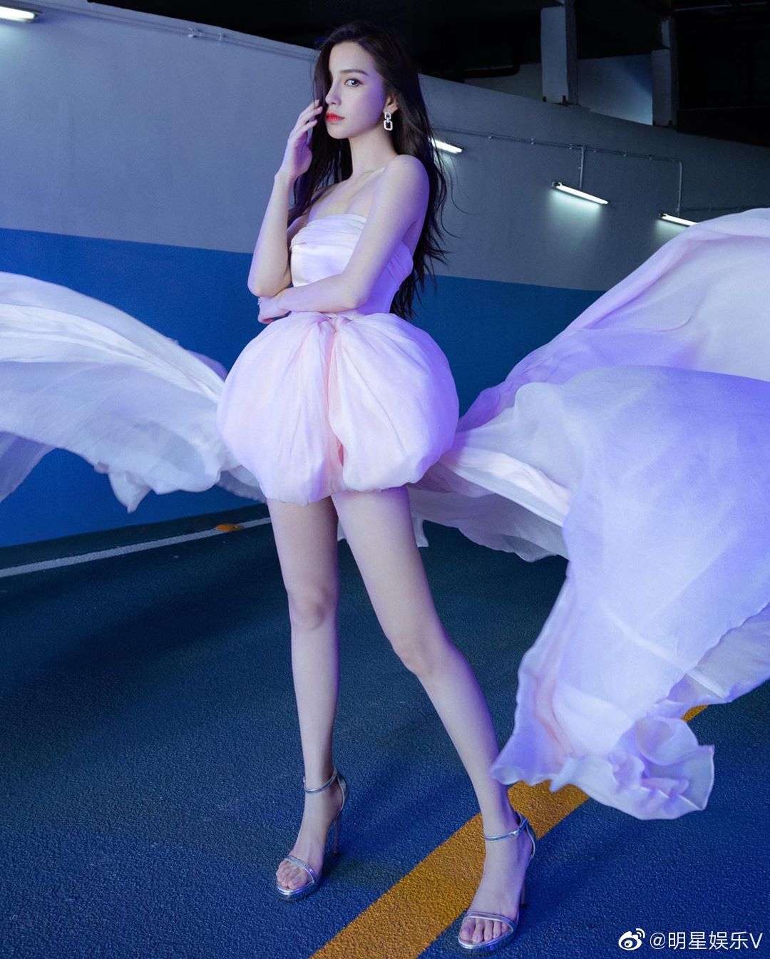 百度搜索排名怎么收费 做SEO和竞价烧钱吗