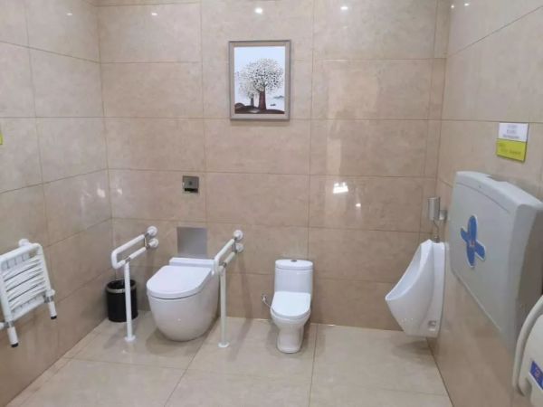 政协委员：建议把第三卫生间建好建到位休闲区蓝鸢梦想 - Www.slyday.coM