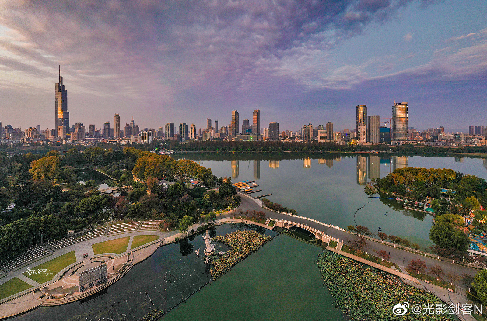 秋日晨光，极美南京