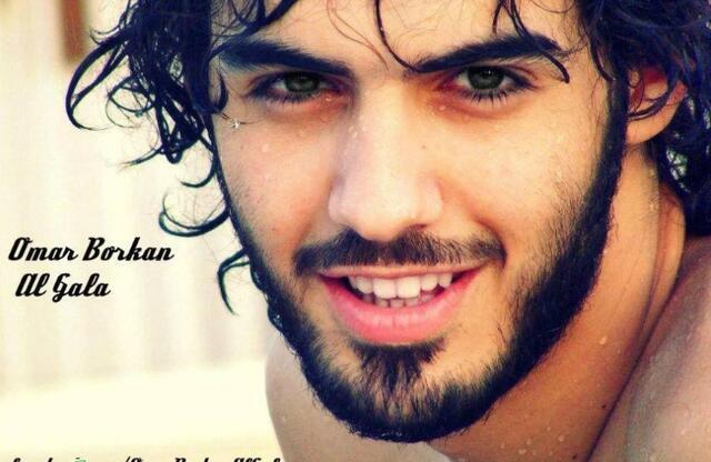 觉得他连胡子都很帅那就需要清醒了