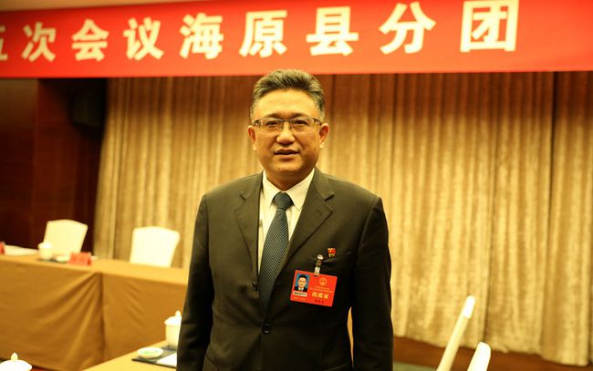 人大代表杨青龙顺势而为发展产业促进海原乡村振兴