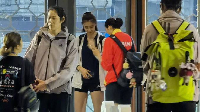 中国女排公布总决赛12人名单:张常宁丁霞领衔 球馆已准备完毕|国际排联|日本女排|蔡斌|自由人|仲慧_新浪新闻