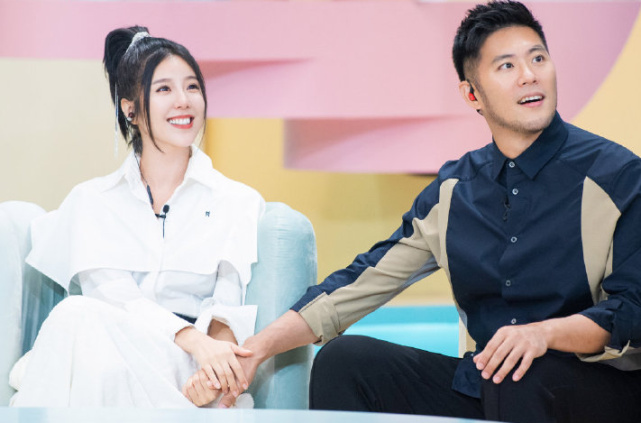 最新节目路透,而在路透中,身为观察团成员之一的汪聪便连线好友赵奕欢