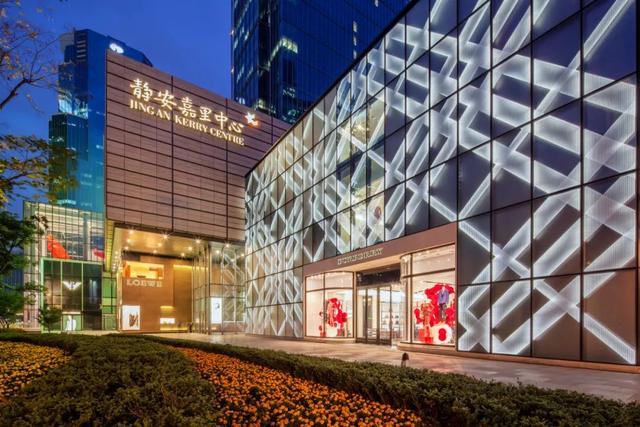 解决“旧老小难”问题、精细化管理、持续打造高端商务……静安未来将继续卓越发展休闲区蓝鸢梦想 - Www.slyday.coM 解决“旧老小难”问题、精细化管理、持续打造高端商务……静安未来将继续卓越发展休闲区蓝鸢梦想 - Www.slyday.coM