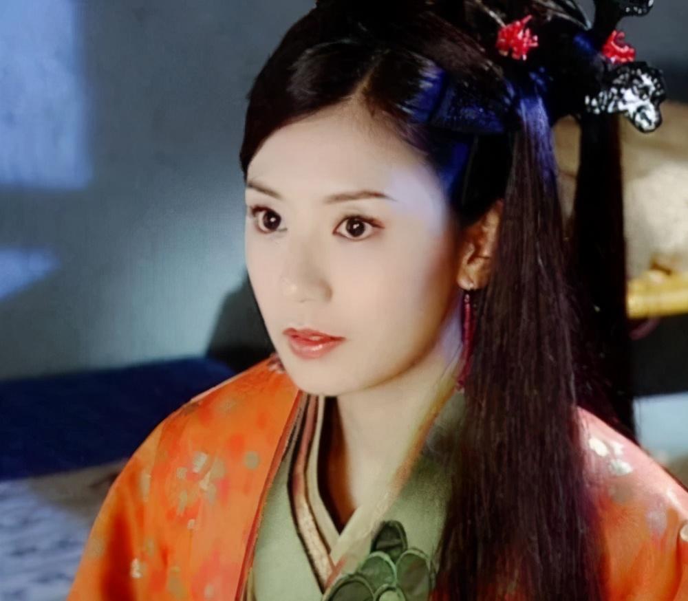 贾静雯穿古装有多美?赵敏娇俏,念奴娇有气质,武媚娘全靠颜值