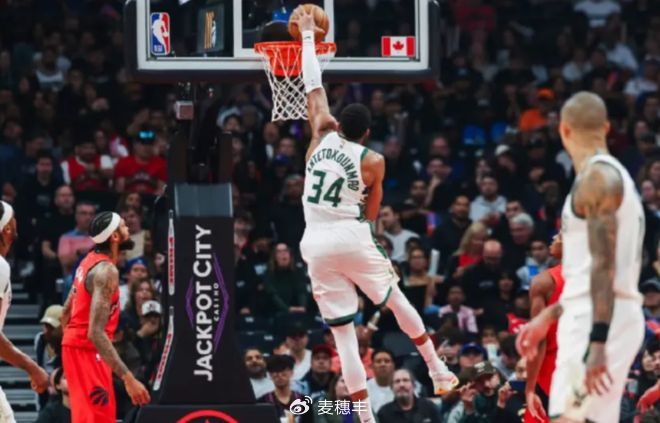 又轰31分20篮板!字母哥打疯了,越强越好卖!
