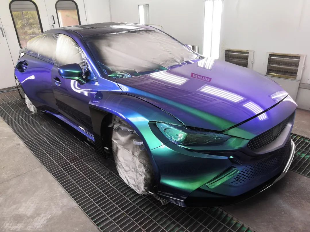 马自达阿特兹爆改宽体变后驱模样,杜雅变色龙车漆比魂动红更出彩