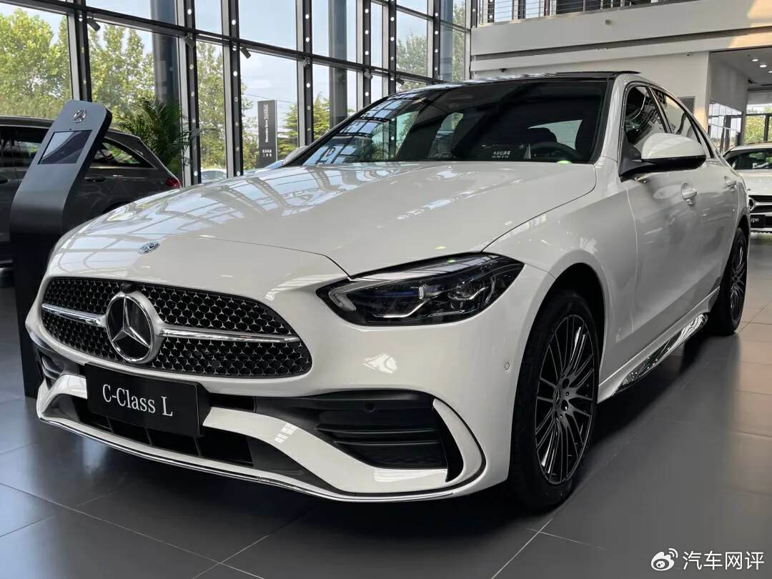 30萬(wàn)出頭買(mǎi)豪華中型車(chē)？合資的？我來(lái)給你推薦三款
