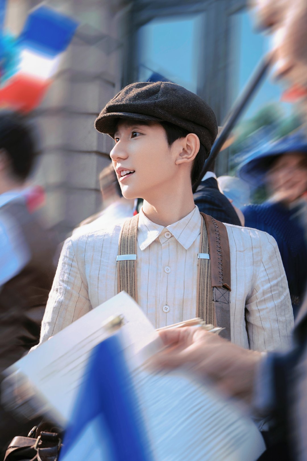 王源《1921》中剧照,意气风发的少年