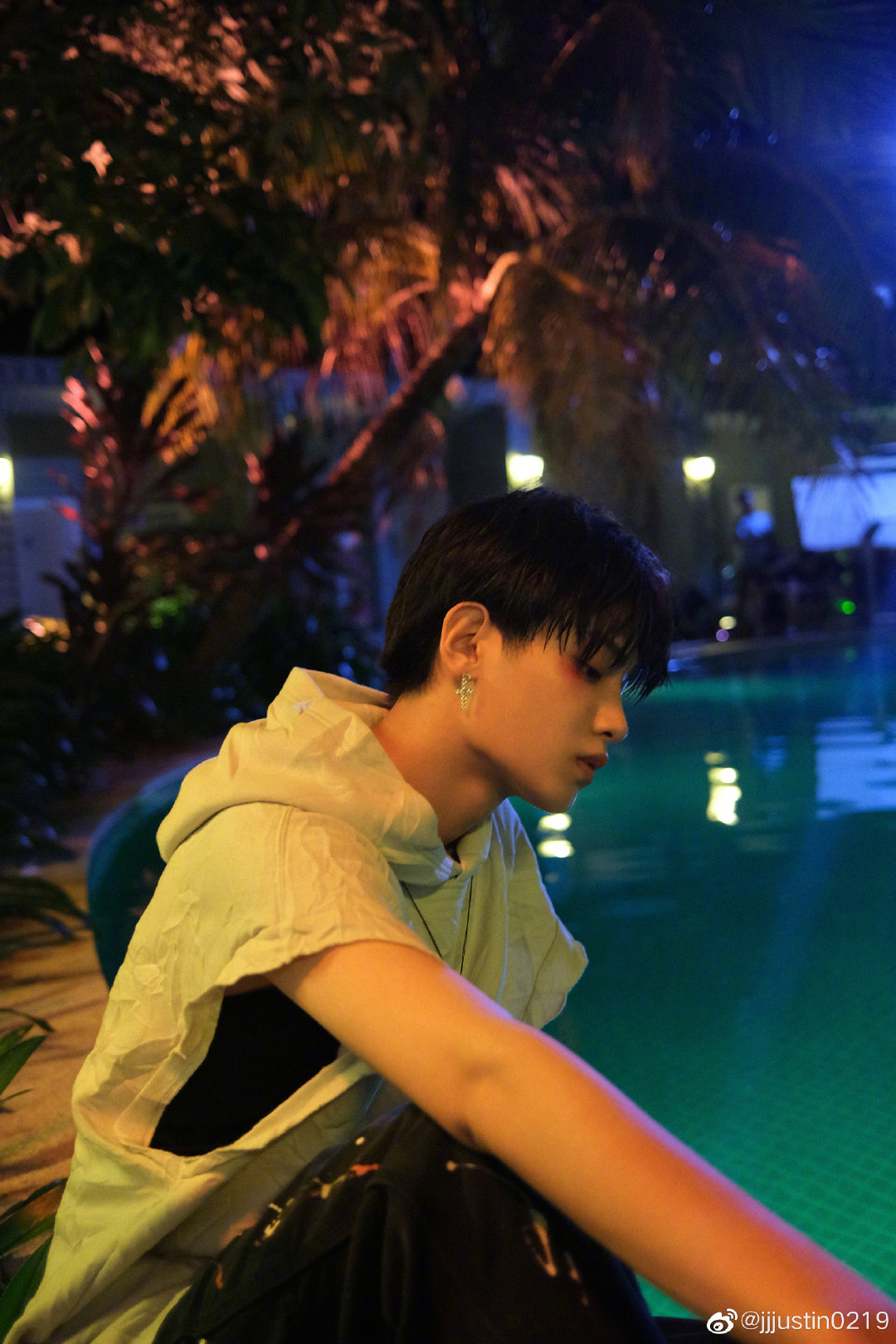 黄明昊@jjjustin0219 新歌造型写真释出!