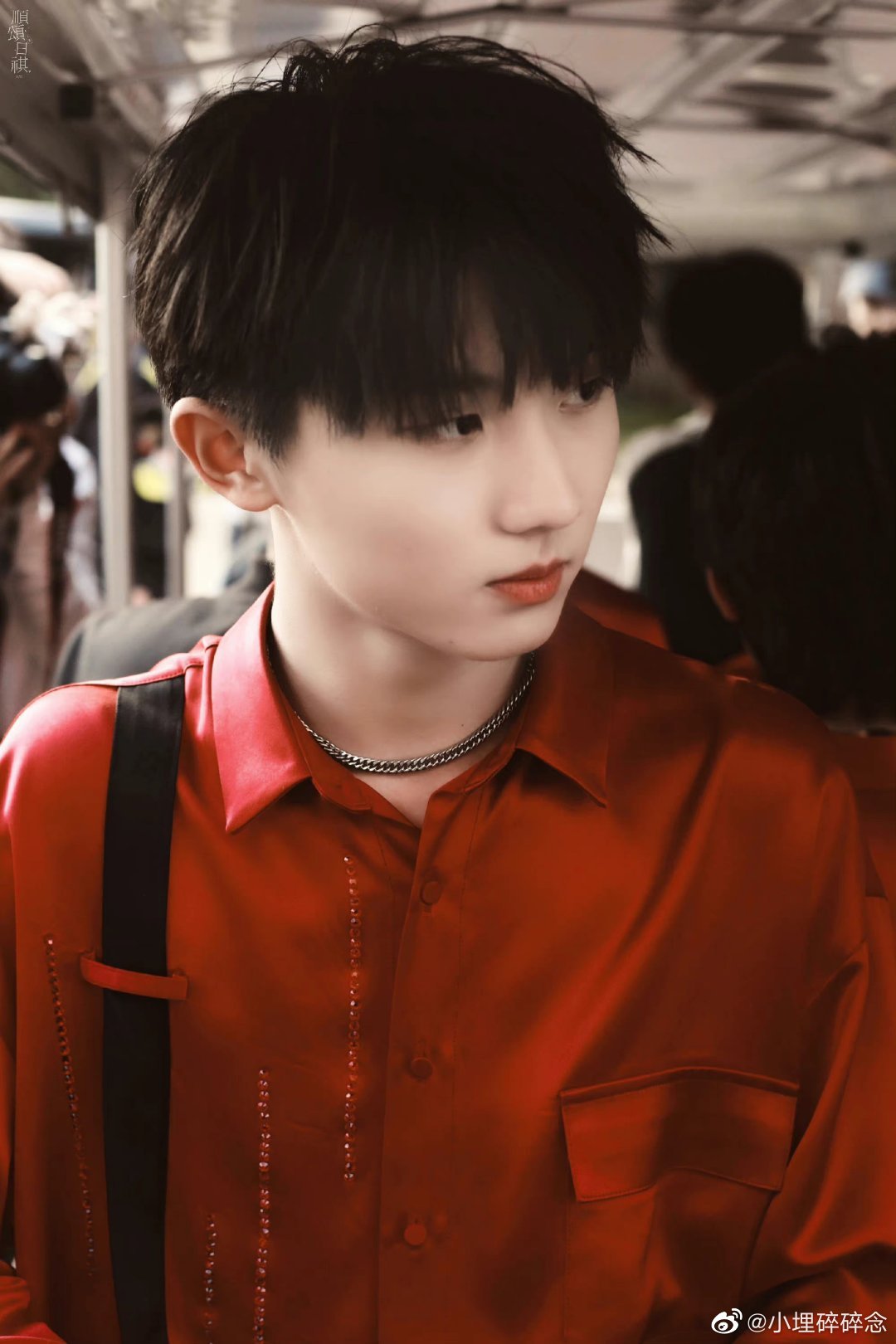 马嘉祺|红衣造型 我们嘉祺好适合红色!明亮吸睛的小红玫瑰