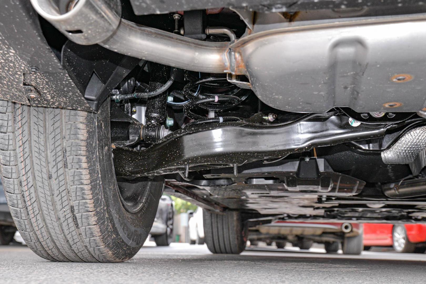 试驾马自达cx4全新升级三大件走坑洼路面更加游刃有余