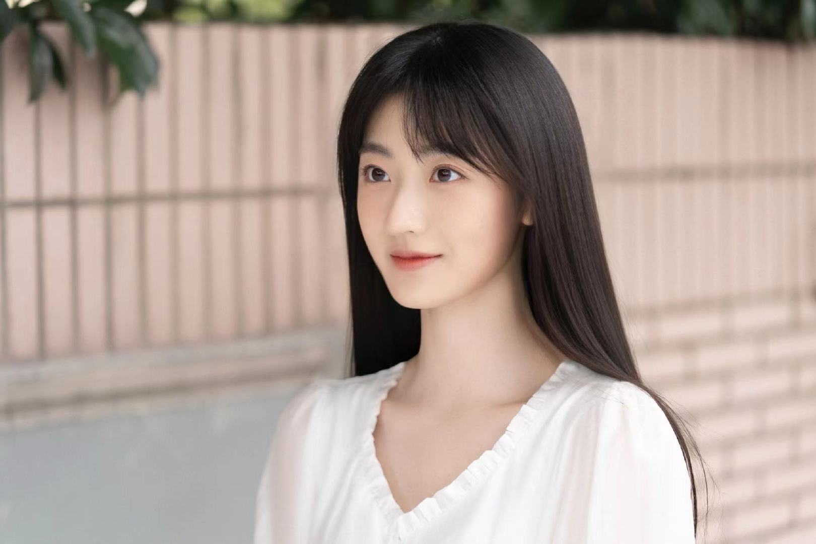 杨雨潼《东八区的先生们》开播 饰演杨沐熙诠释校园青涩初恋__财经