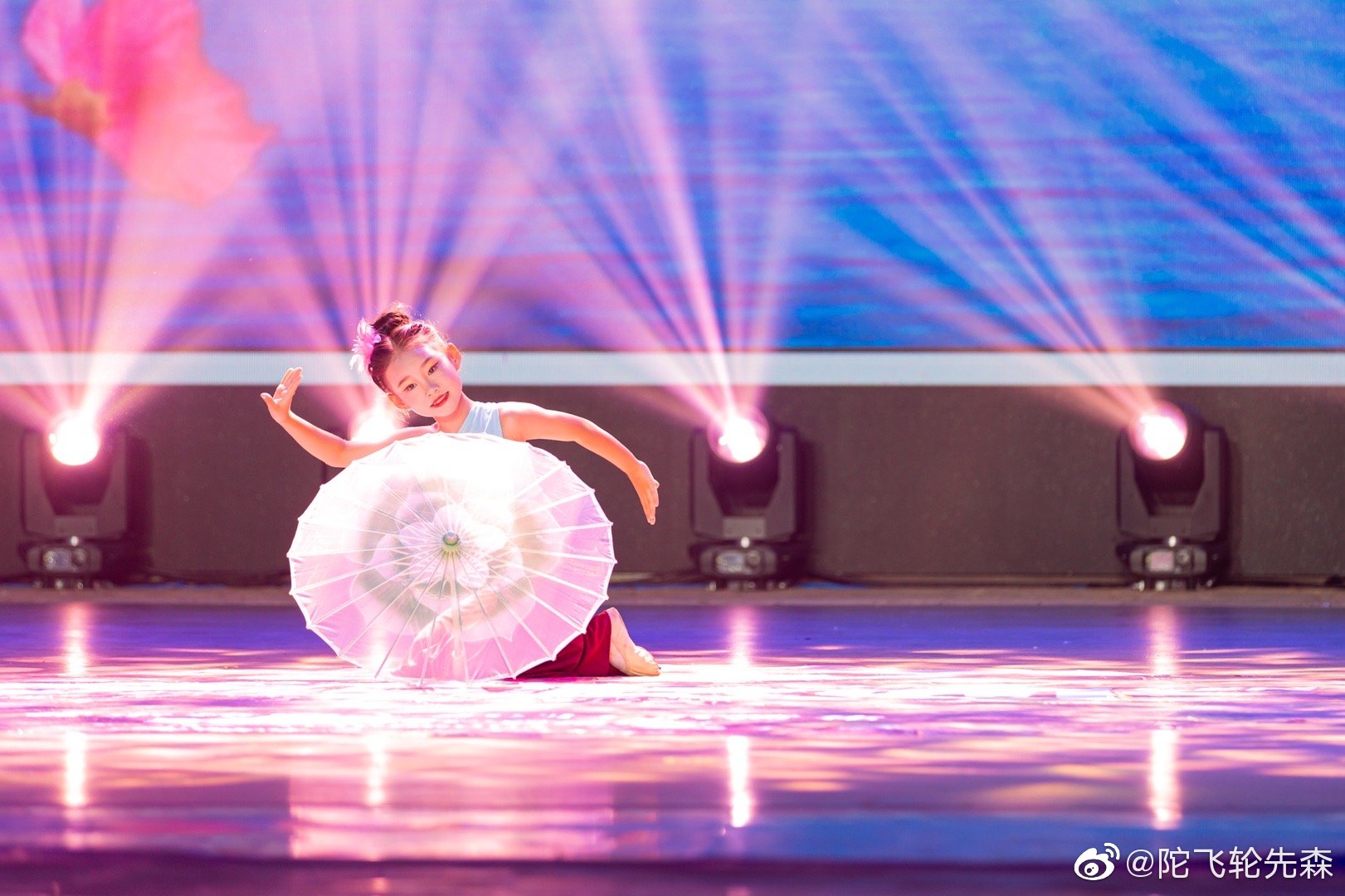 艺术校园小荷花优秀舞蹈节目展演广西区