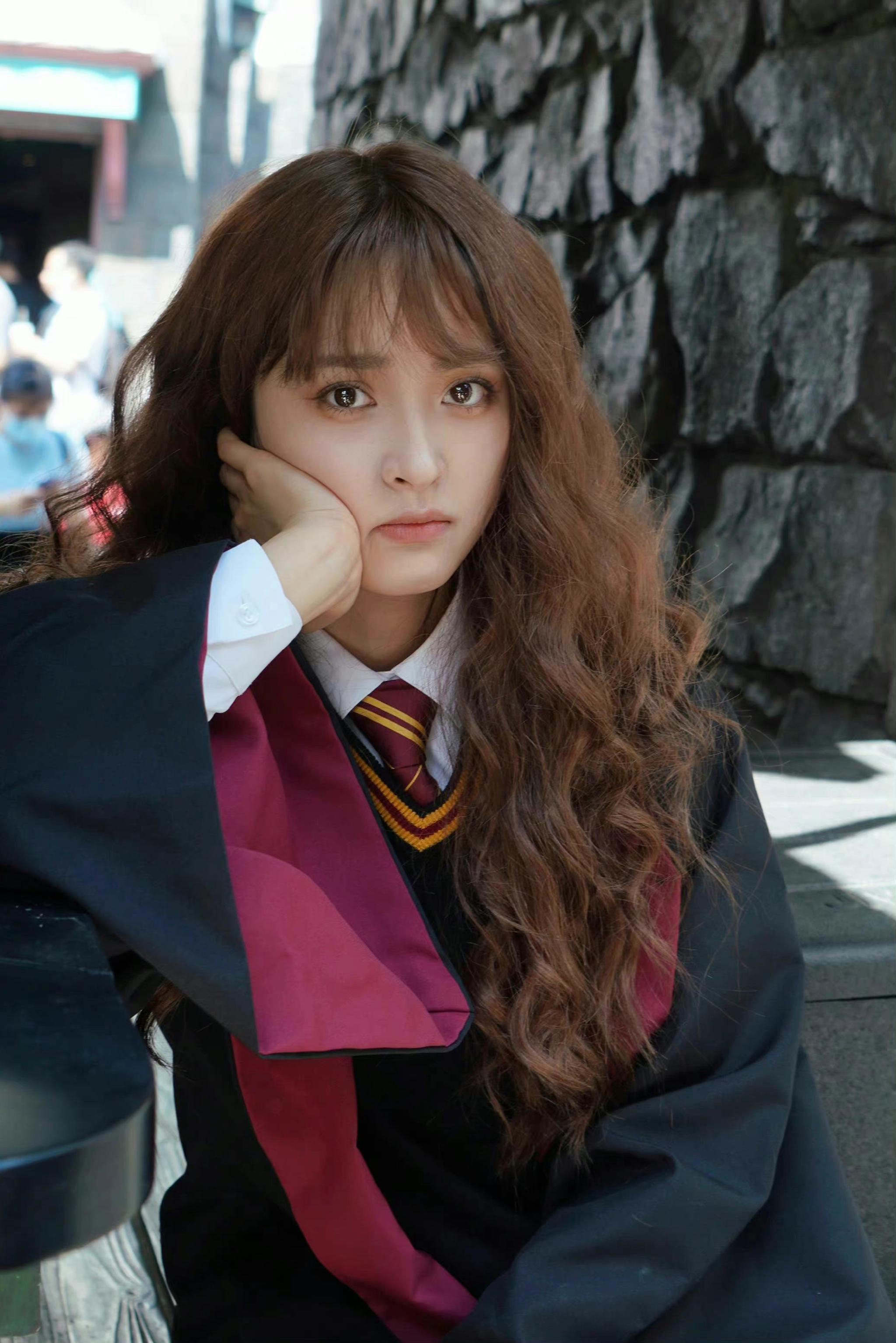 沈月cos的马尔福和赫敏可盐可甜的小哥哥or小姐姐一枚呀