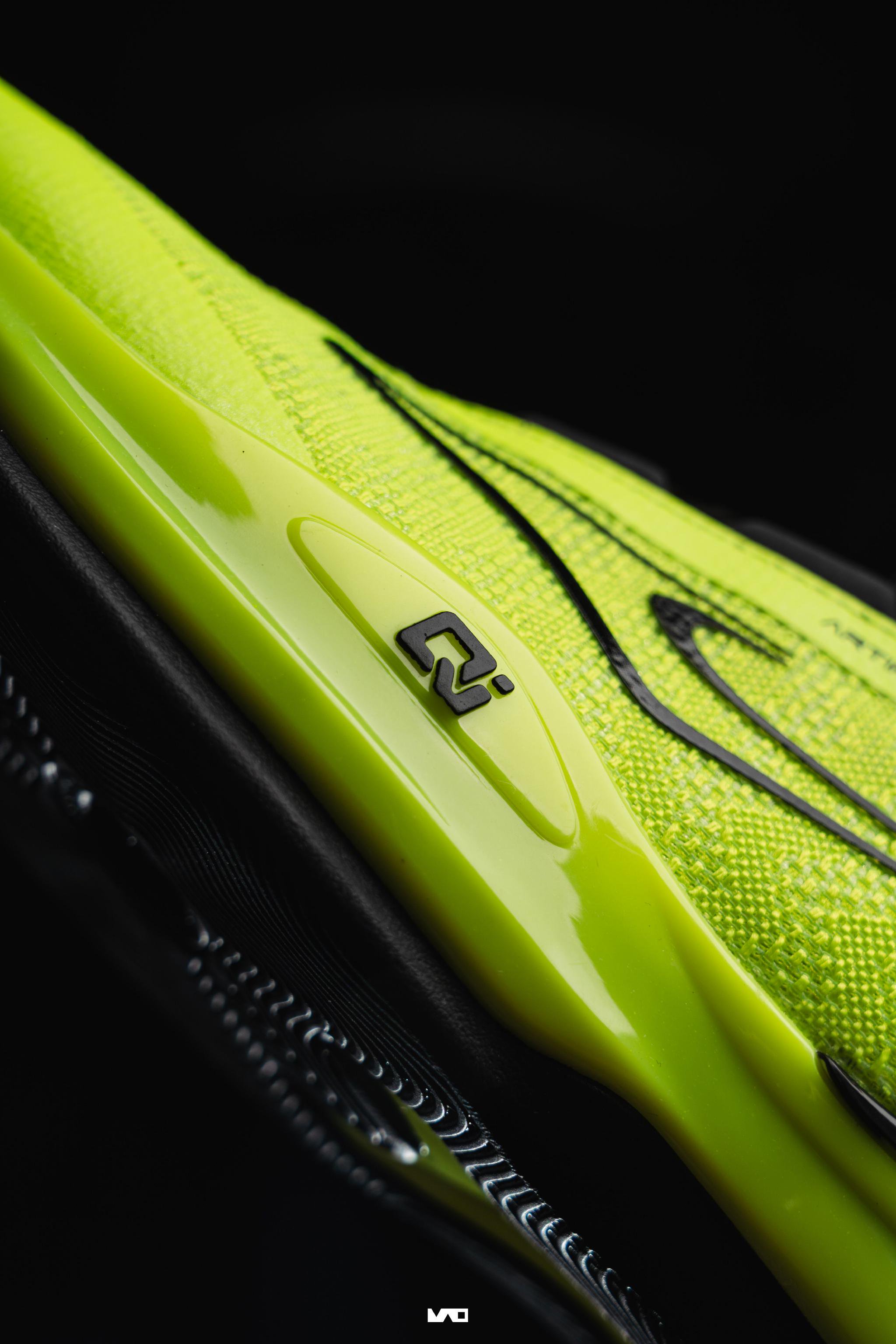 鸿星尔克 谦驯 致敬国产最强芯片的「9000s」配色|鸿星尔克|致敬|芯片