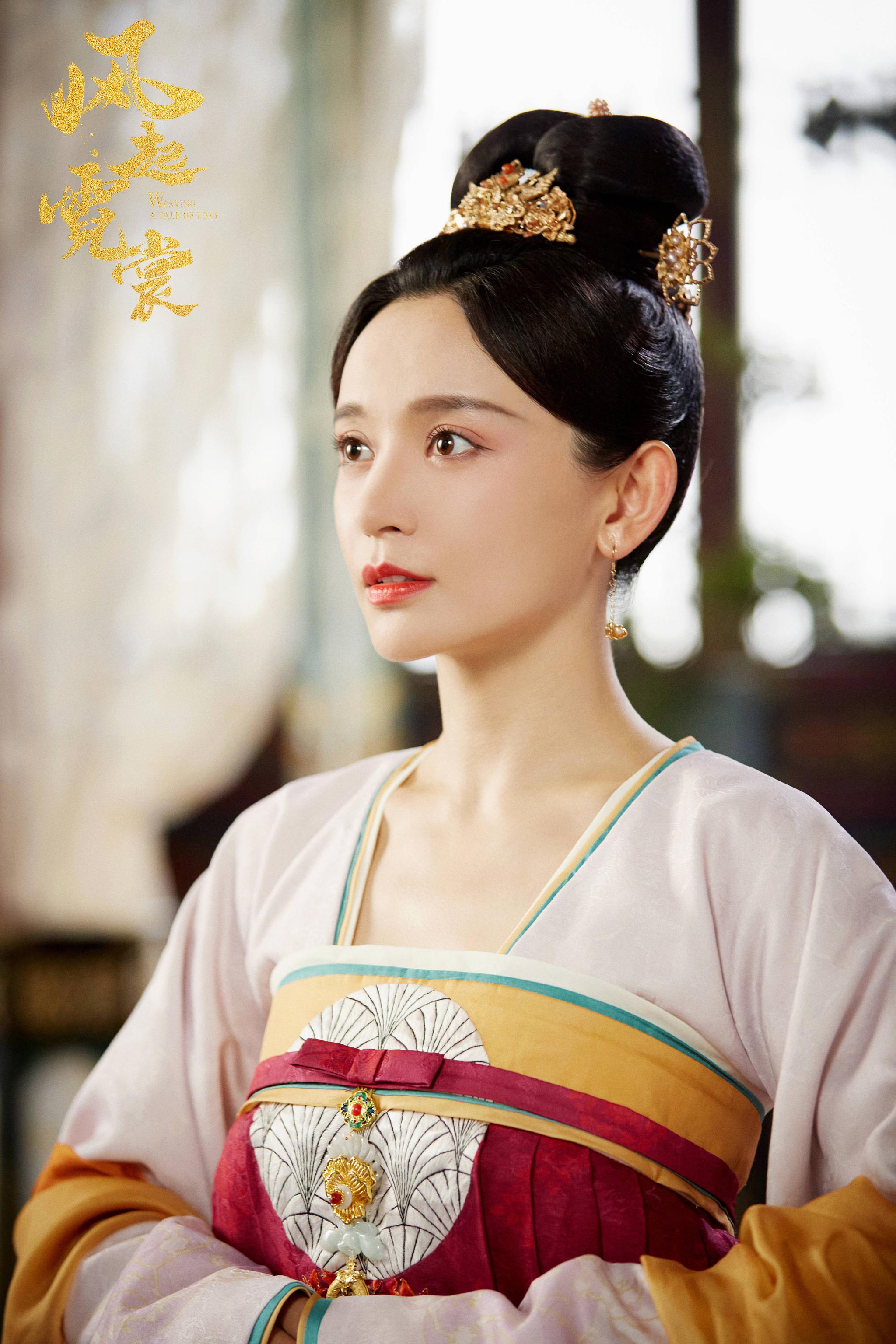 施诗《风起霓裳》热播 连播七部强势霸屏展现多面魅力