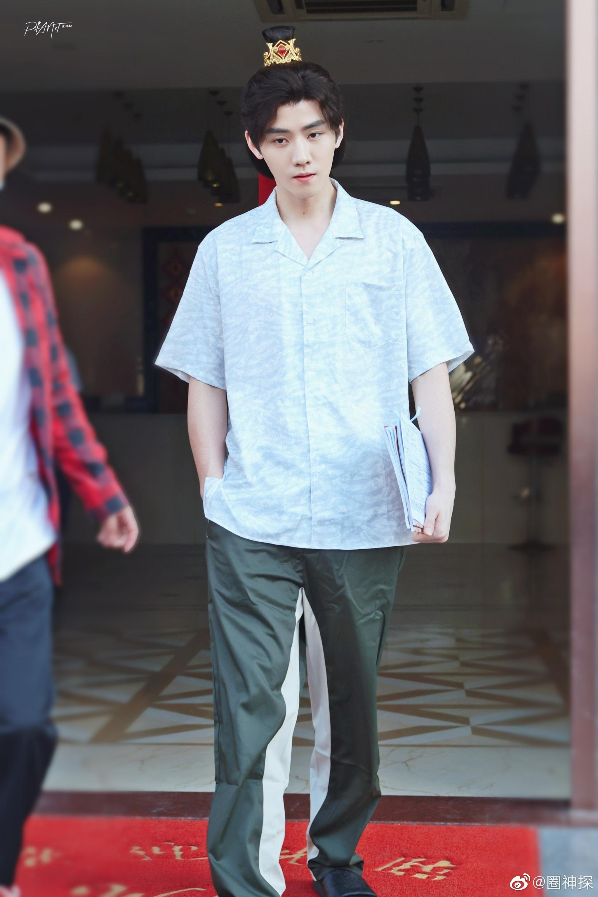 任豪龚俊上班路透合集来啦帅哥的古装剧透哪种妆造是你喜欢的