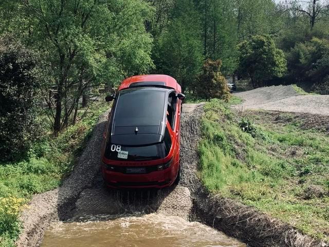 评测路虎发现运动版：胜似换代