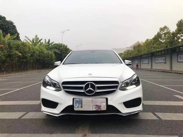 16年奔驰e260售价13万商务优雅且运动气息浓重