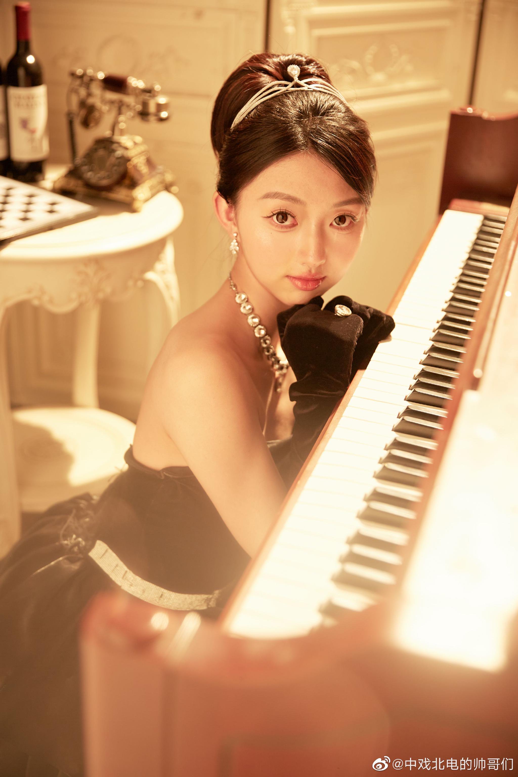 来自浙江宁波的唐澜是浙江音乐学院流行演唱全国第十名