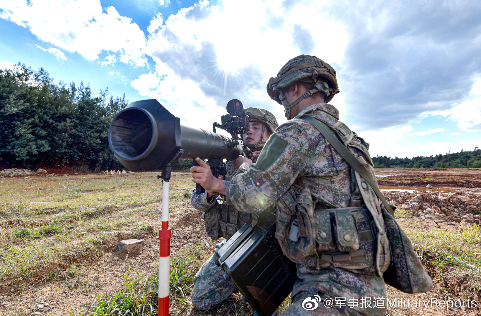 燃!"降魔神兵"利剑出鞘