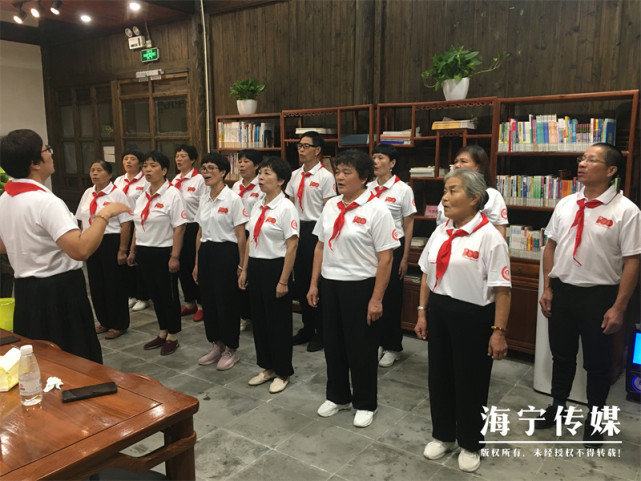 岁月变成了“美工刀”！海宁这个村的老人为什么这么“潮”？休闲区蓝鸢梦想 - Www.slyday.coM