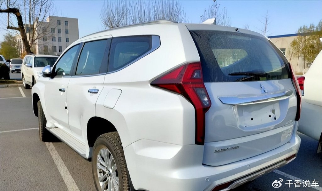 越野迷的新福音三菱帕杰罗劲畅价格大跳水v6动力不变