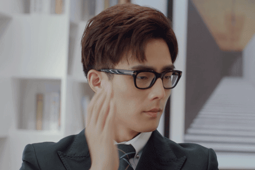 专访全世界都不如你演员裴子添不断塑造标签再打破标签