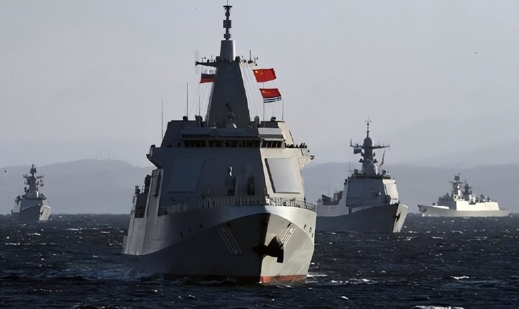 054a西沙拦截美军盾舰,咸宁舰坚决回击__财经头条