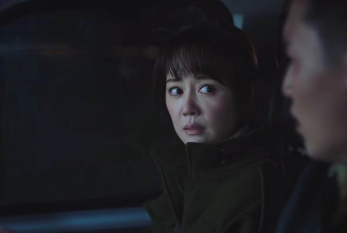 《司藤》中的贾桂芝,与大15岁视帝闪婚,演戏20年仍租房子住