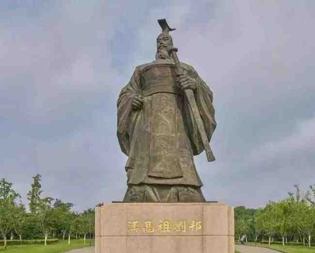 汉武帝征算缗、告缗使人不敢投资工商,重农抑商逐步成为主流意识