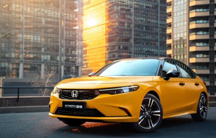 两厢车经典之战！本田型格HATCHBACK对比大众高尔夫